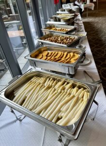 Spargelessen in Kirchrode