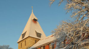 kirche weihnachtsmarkt